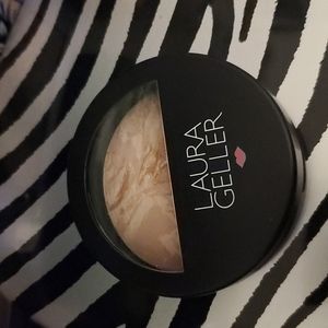 Laura Geller powder foundation
